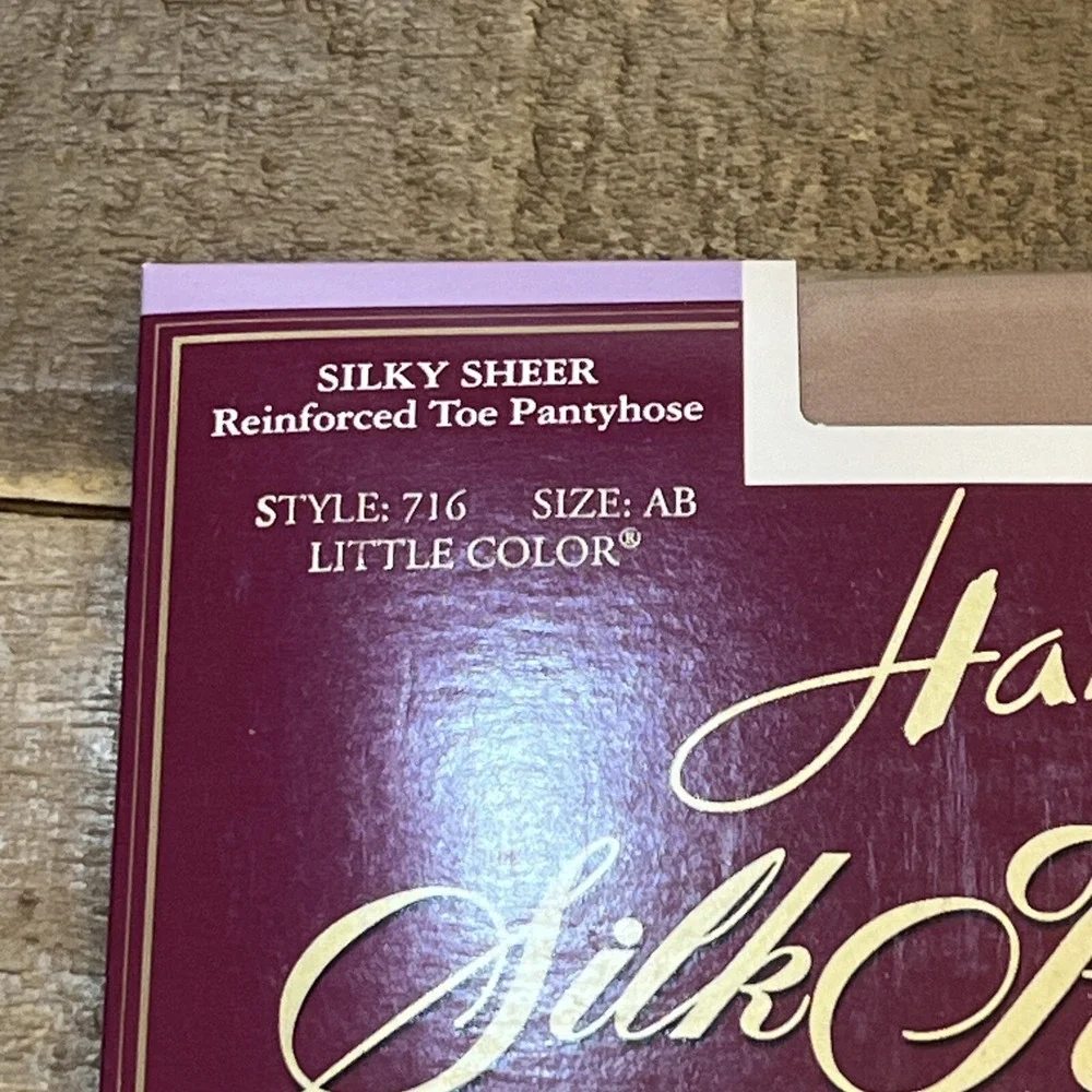 HANES Silk Reflections Pack Of 5 Vintage NOS Size AB  Pantyhose